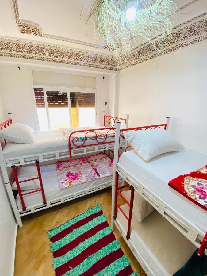 Azoul Surf Hostel *